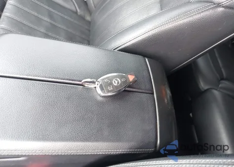 2017 Mercedes-Benz Gls 450 4Matic z USA, uszkodzony, nr VIN 4JGDF6EE3HA865344